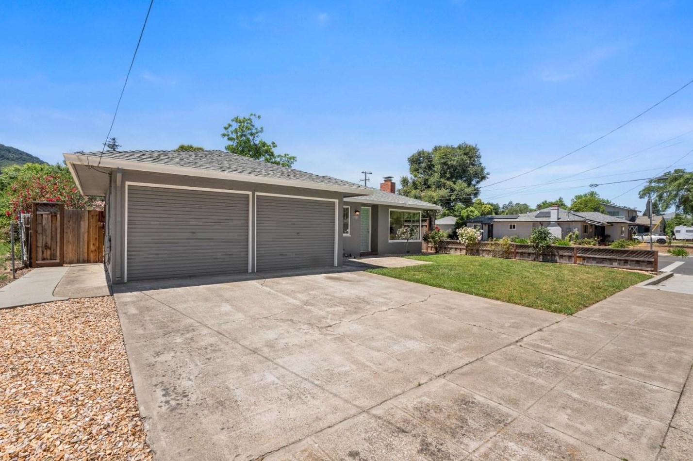 17795 Del Monte Ave, Morgan Hill CA  95037-4327 exterior