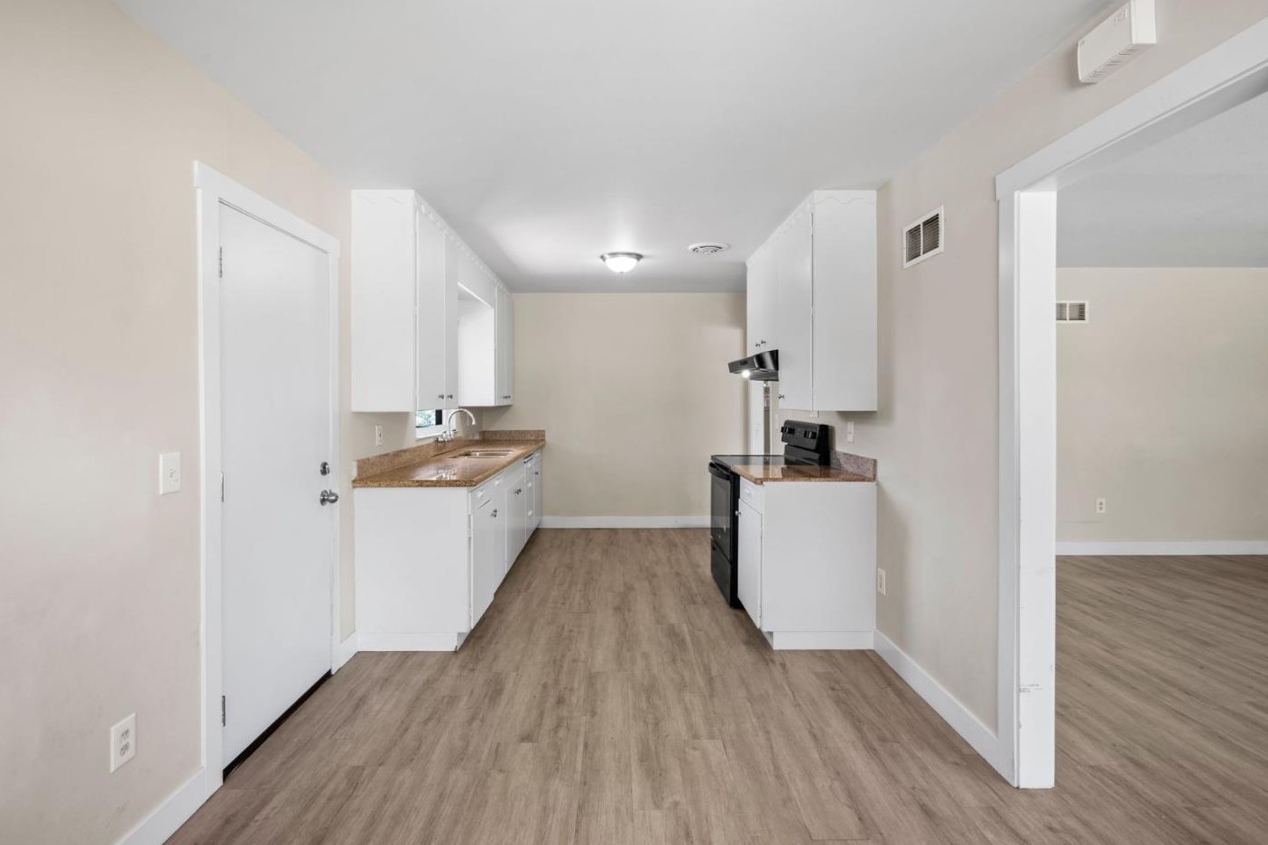 17795 Del Monte Ave, Morgan Hill CA  95037-4327 exterior