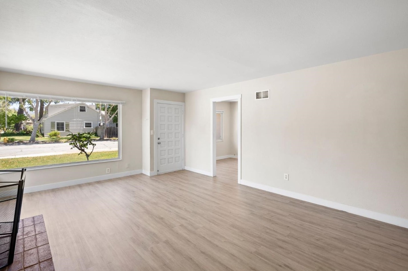 17795 Del Monte Ave, Morgan Hill CA  95037-4327 exterior