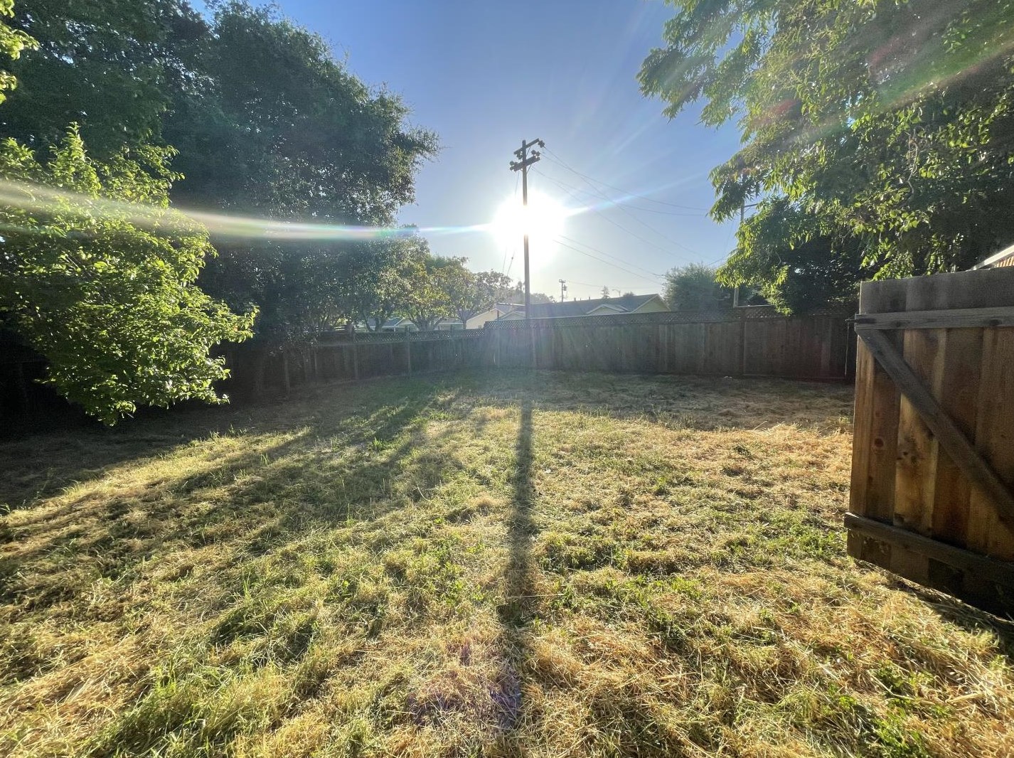 17795 Del Monte Ave, Morgan Hill CA  95037-4327 exterior