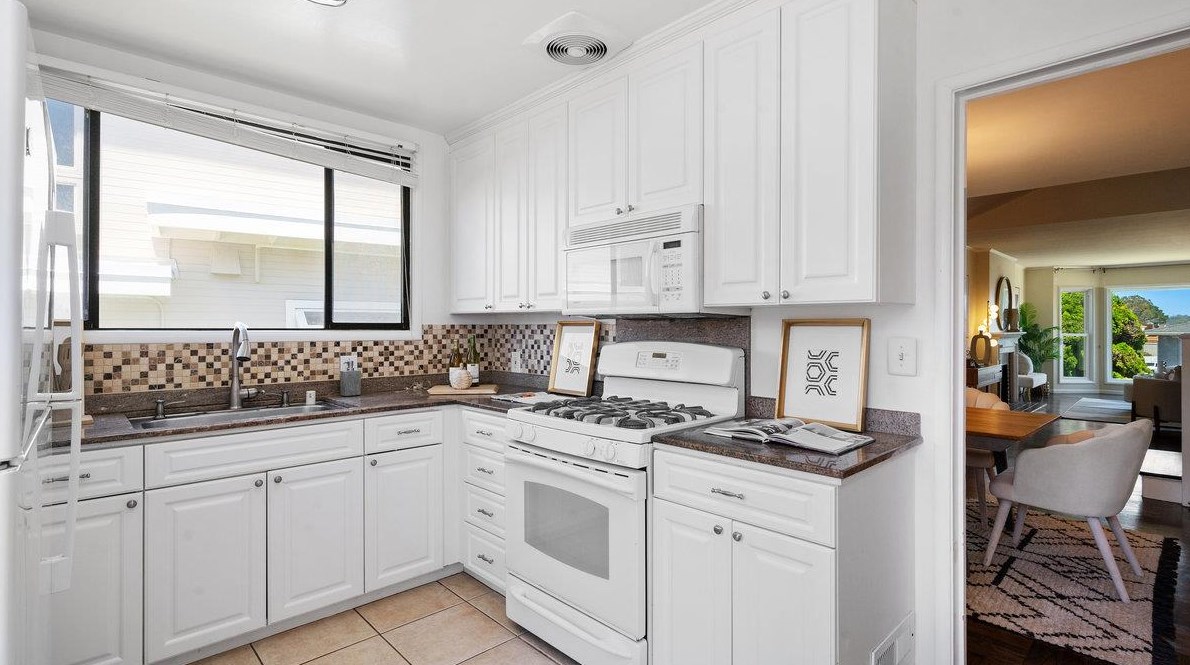 95 Fairmont Dr, Daly City CA  94015-3071 exterior