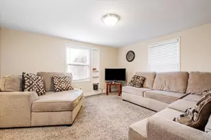 8245 Golf Links Rd, Oakland, CA 94605 - Photo 9