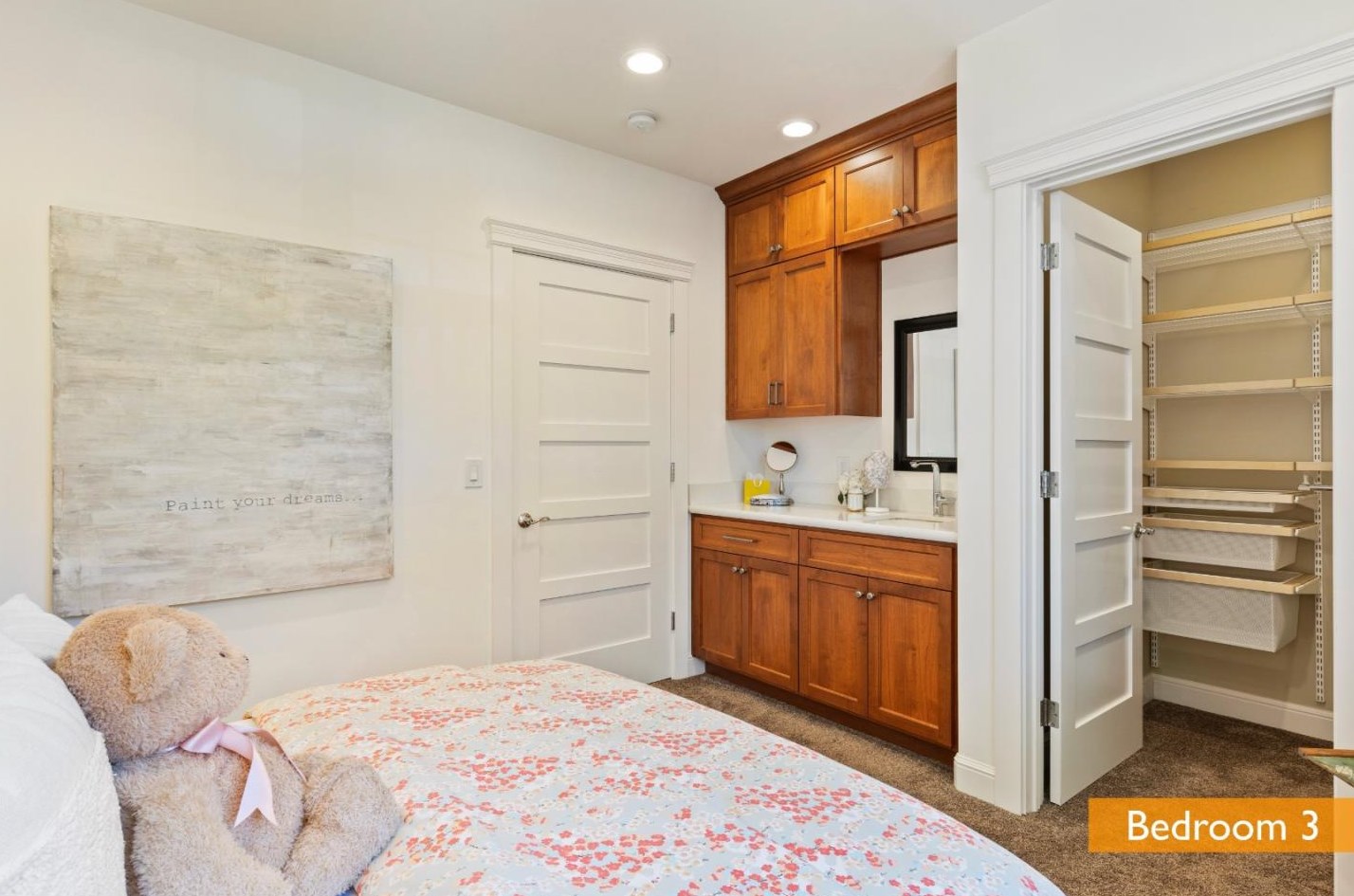 1220 Grant Rd, Los Altos CA 94024-6149 exterior