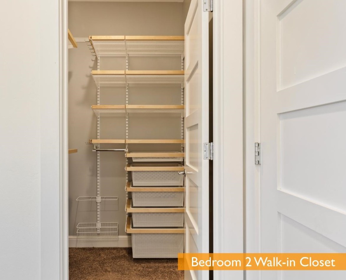 1220 Grant Rd, Los Altos CA 94024-6149 exterior