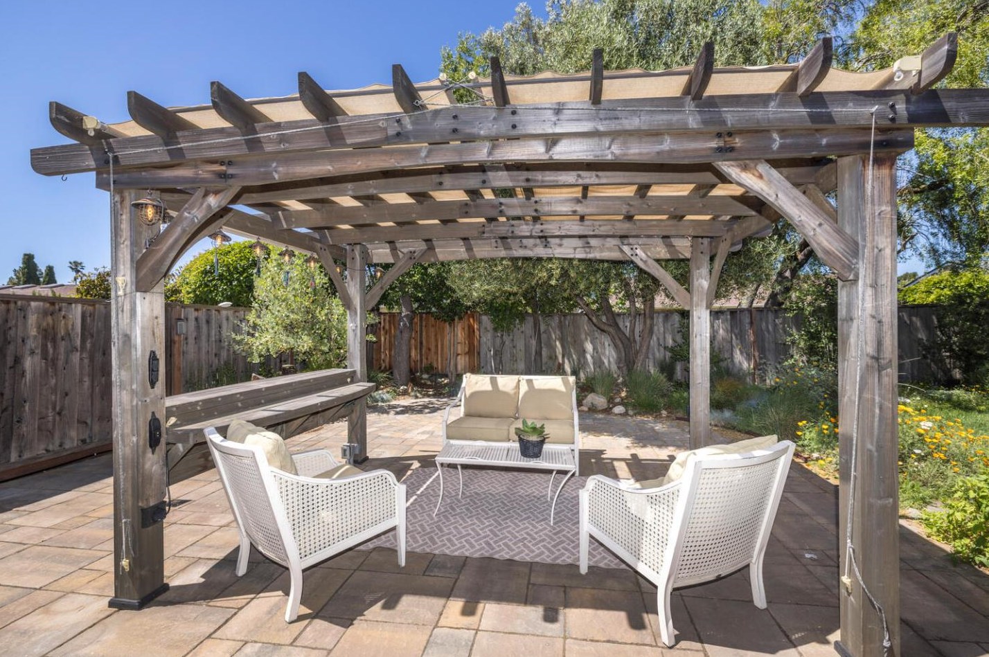 473 Chesapeake Ave, San Mateo CA  94404-3516 exterior