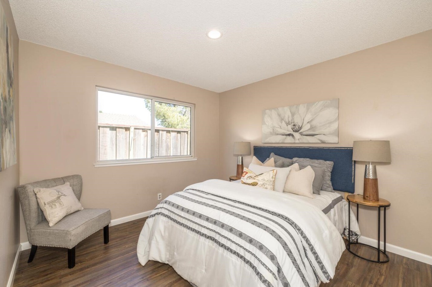 473 Chesapeake Ave, San Mateo CA  94404-3516 exterior