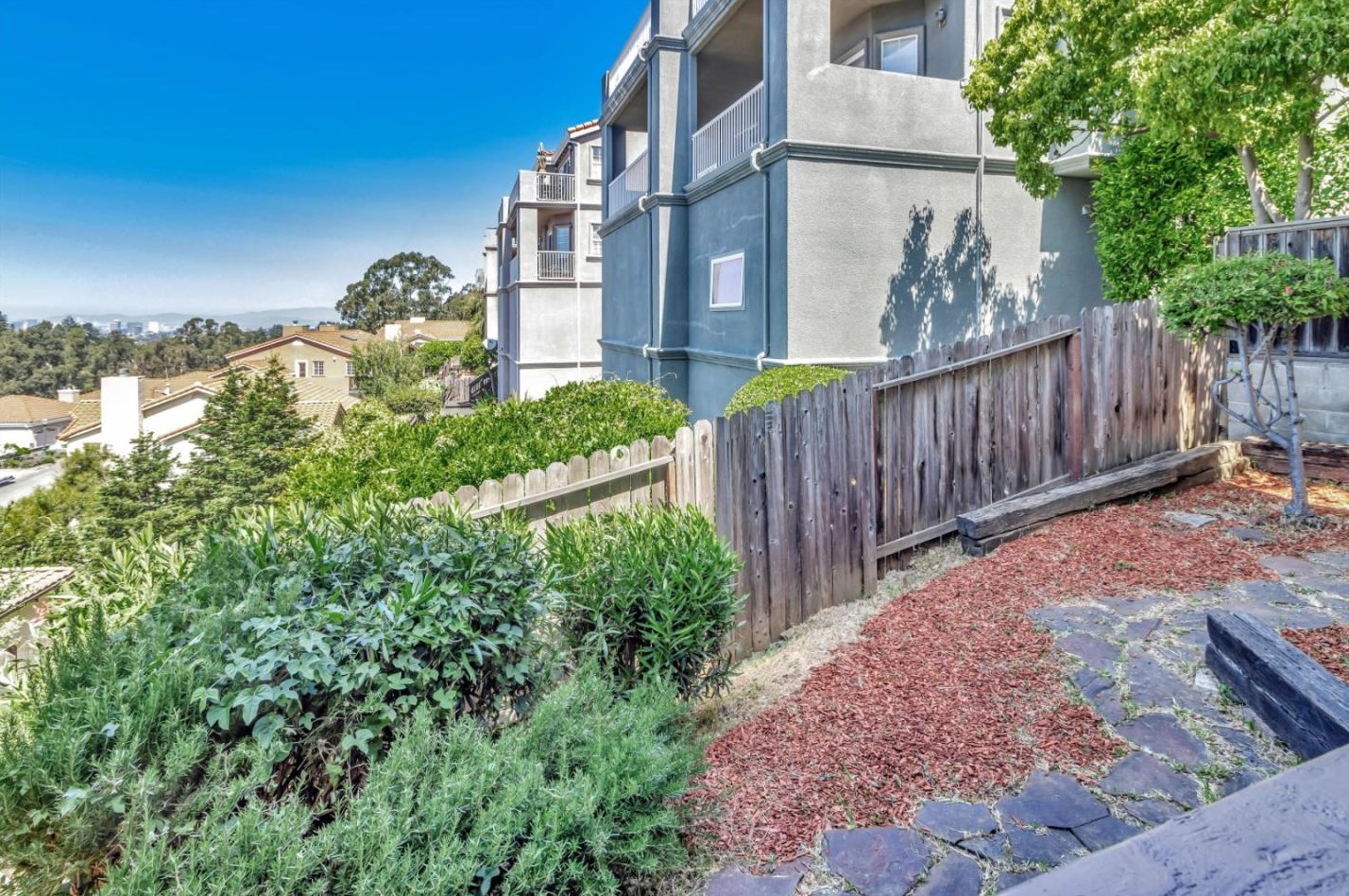 4335 Terrabella Pl, Oakland CA  94619-3154 exterior