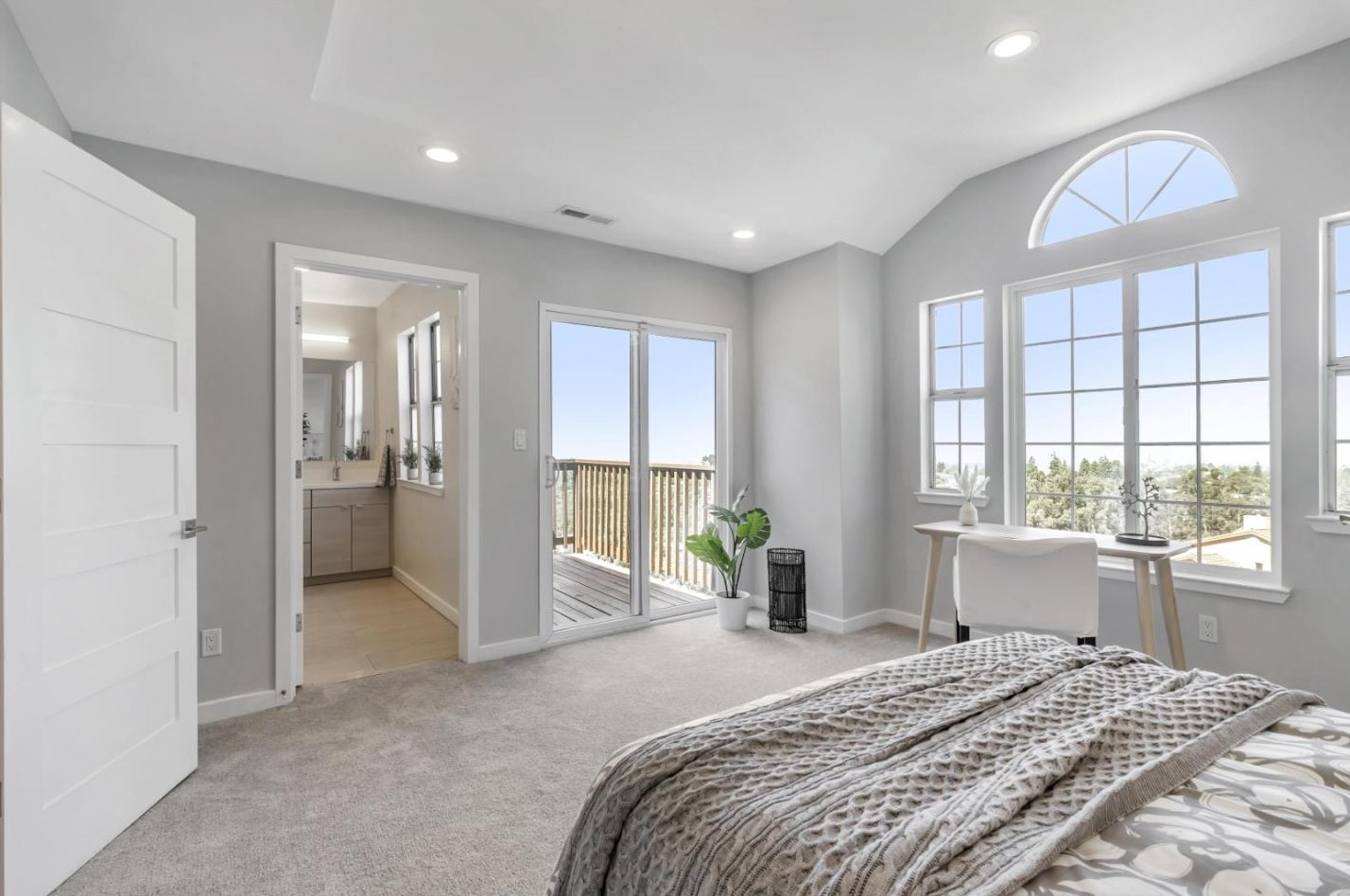 4335 Terrabella Pl, Oakland CA  94619-3154 exterior