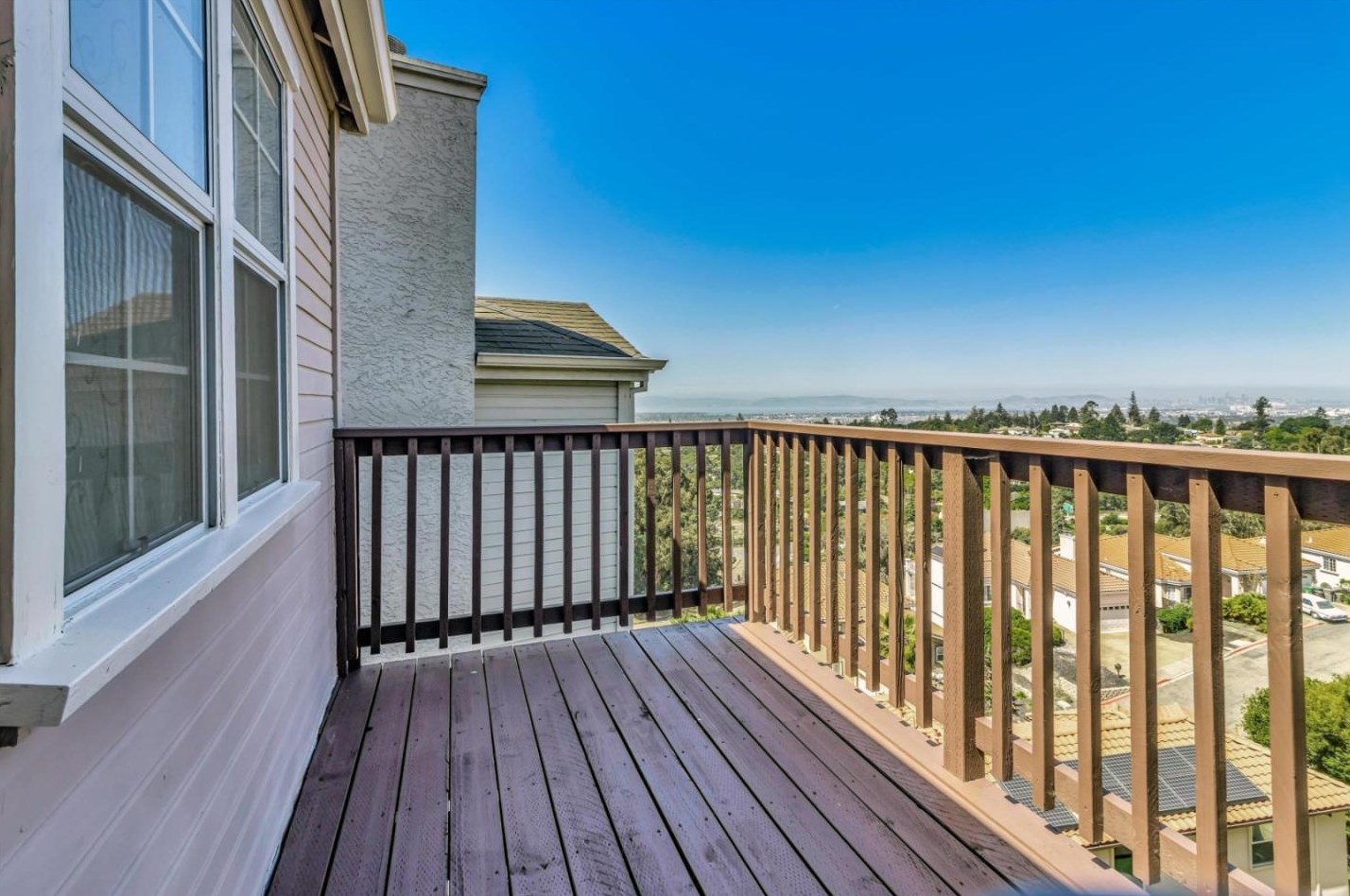 4335 Terrabella Pl, Oakland CA  94619-3154 exterior