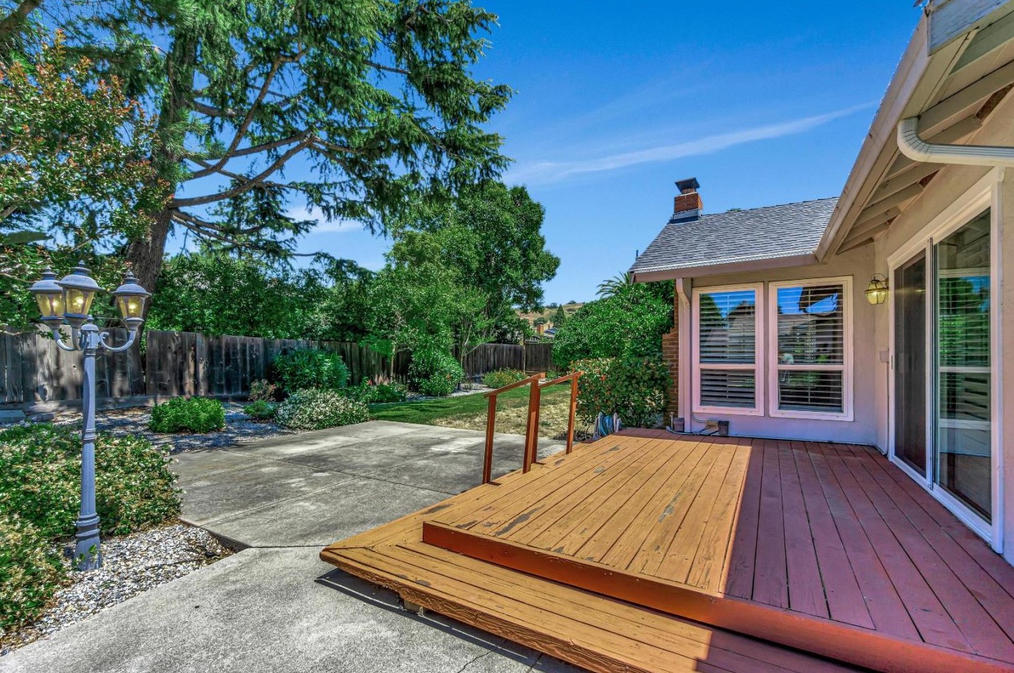 3424 Tupelo Dr, Walnut Creek CA  94598-2741 exterior