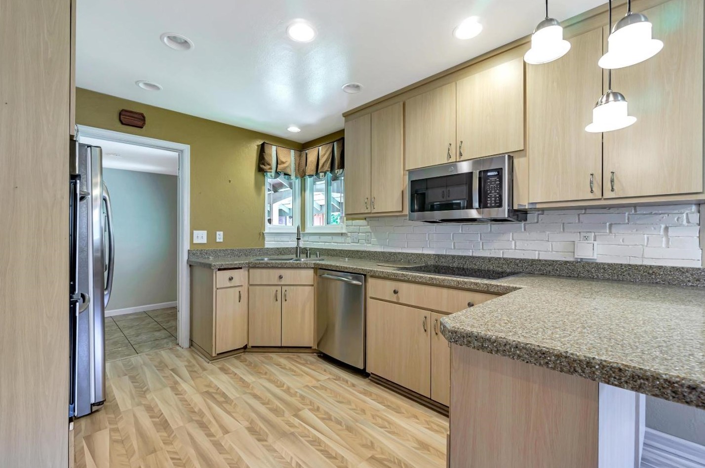 3424 Tupelo Dr, Walnut Creek CA  94598-2741 exterior