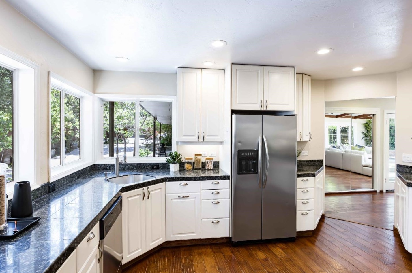 2182 Clayton Dr, Menlo Park CA exterior