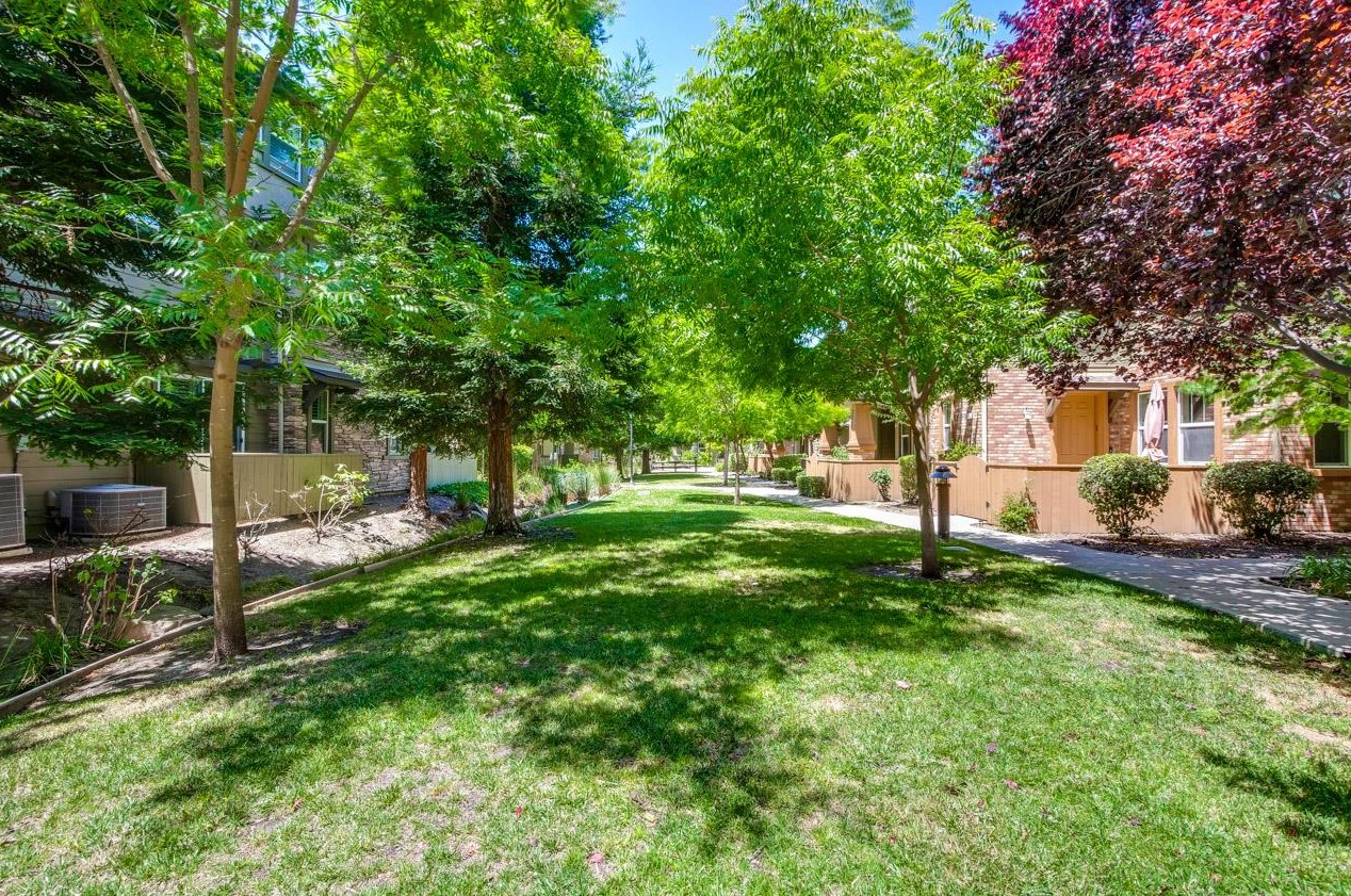 618 El Paseo Cir, Walnut Creek CA  94597-3155 exterior