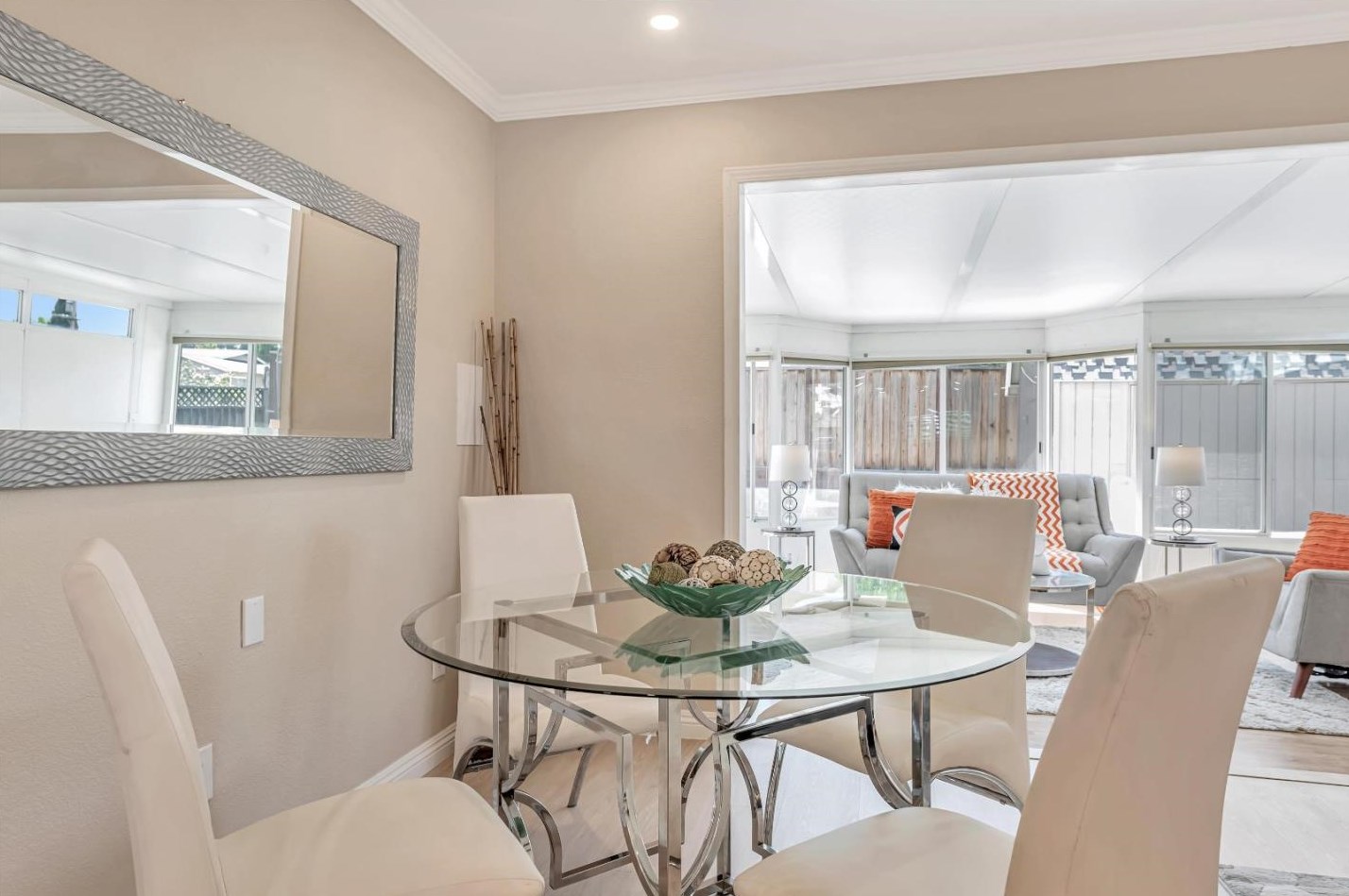 490 Temple Dr, Milpitas CA  95035-6036 exterior