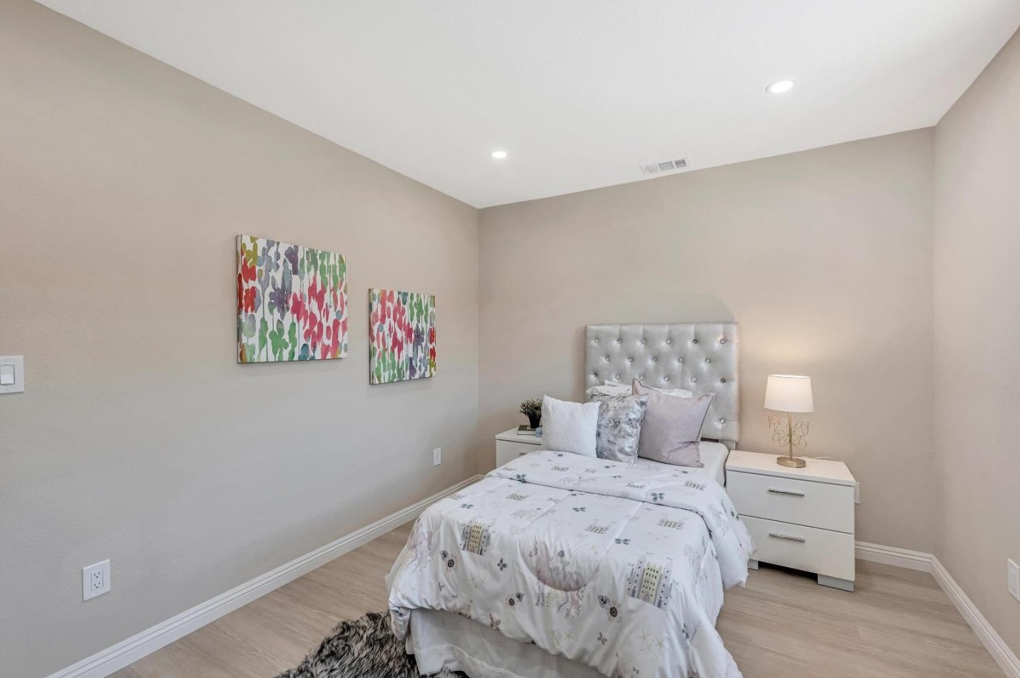 490 Temple Dr, Milpitas CA  95035-6036 exterior