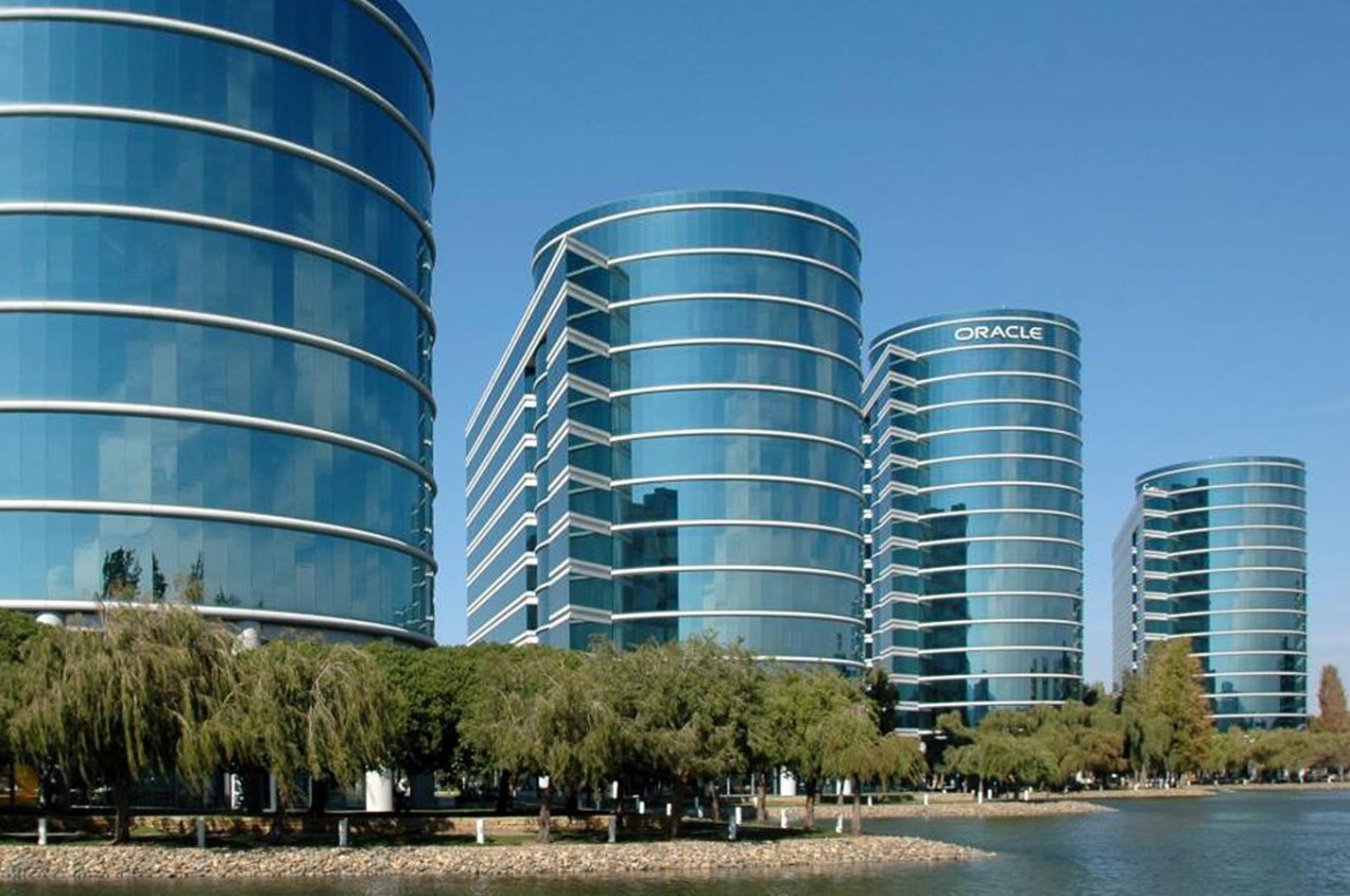 144 Beach Park Blvd, San Mateo CA  94404-2708 exterior