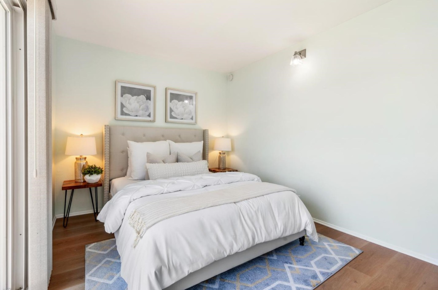 144 Beach Park Blvd, San Mateo CA  94404-2708 exterior