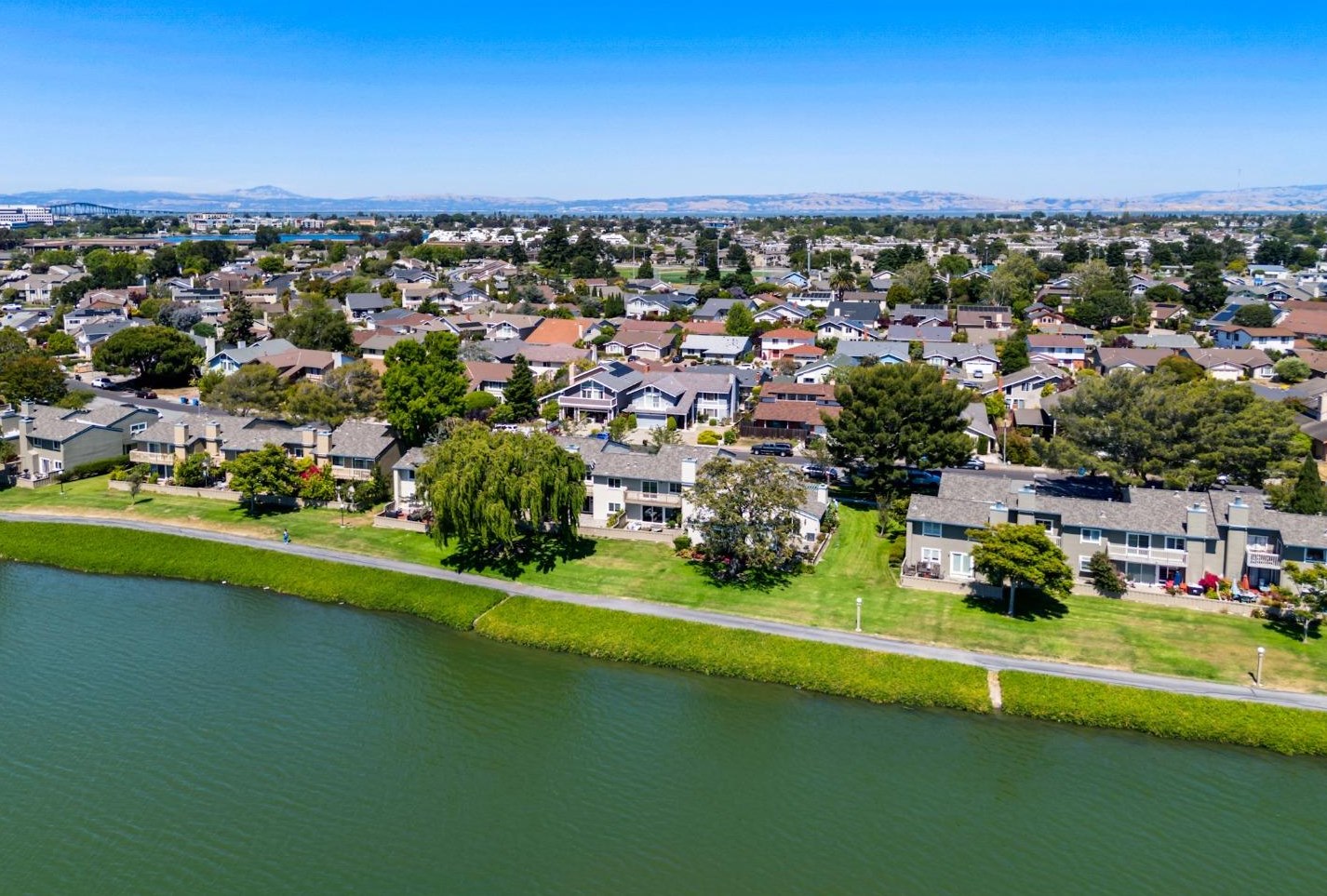 144 Beach Park Blvd, San Mateo CA  94404-2708 exterior