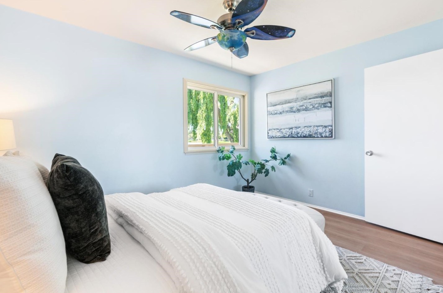 144 Beach Park Blvd, San Mateo CA  94404-2708 exterior