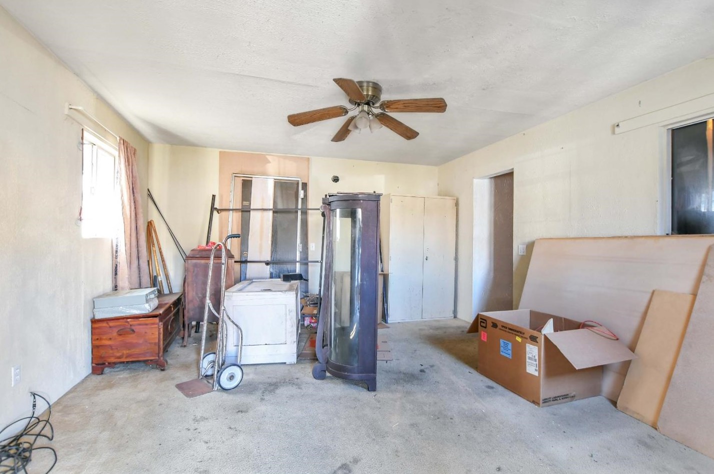 1317 24 St, Oakland CA  94601-1206 exterior