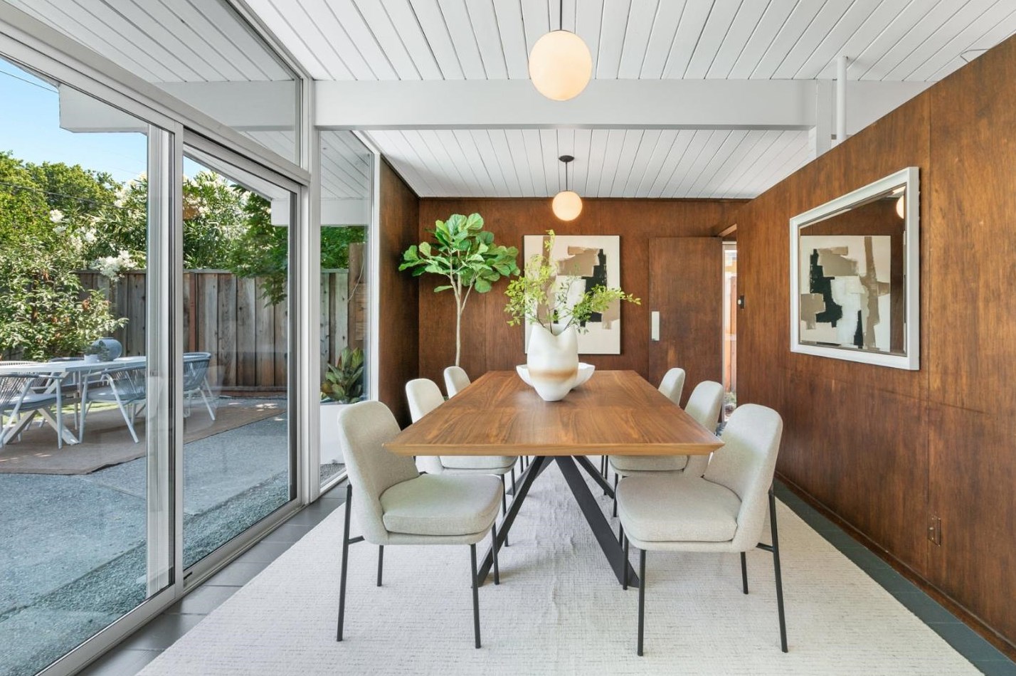 1150 Mary Ave, Sunnyvale CA  94087-2103 exterior