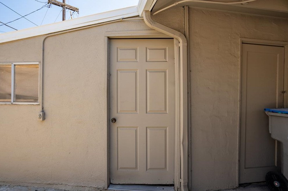 1765 Walnut Grove Ave, San Jose CA  95126-1335 exterior