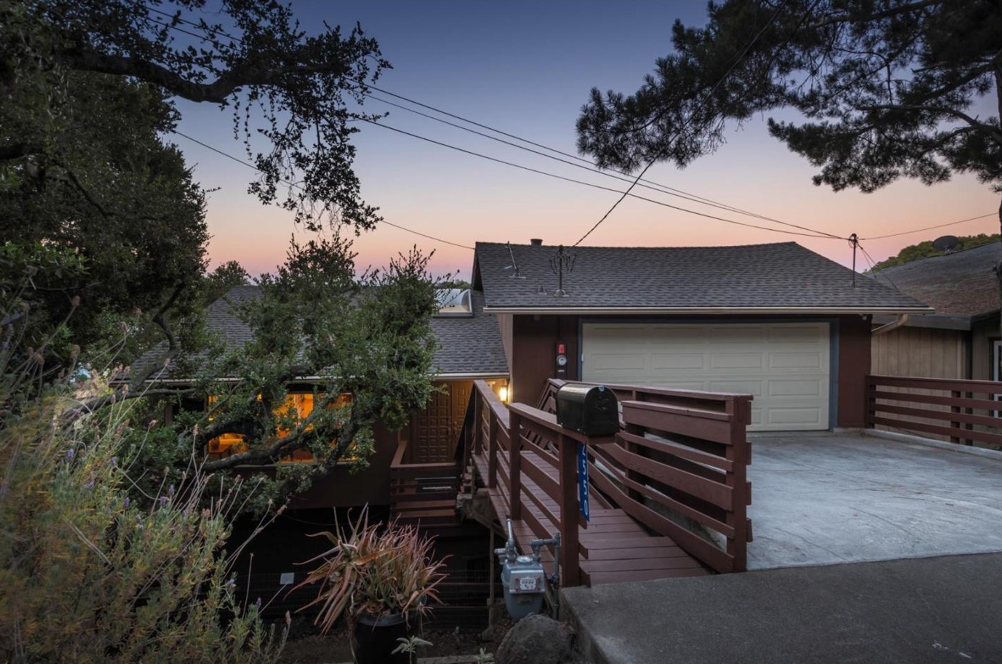 2550 Belmont Canyon Rd, Belmont CA  94002-1201 exterior
