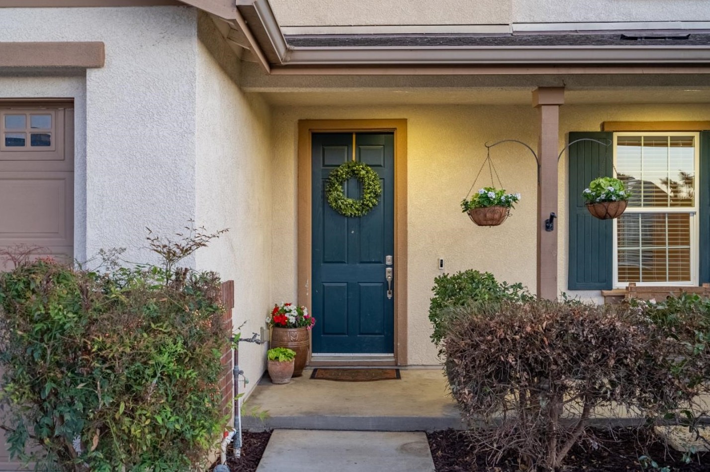 1731 Brighton Dr, Hollister CA  95023-8075 exterior