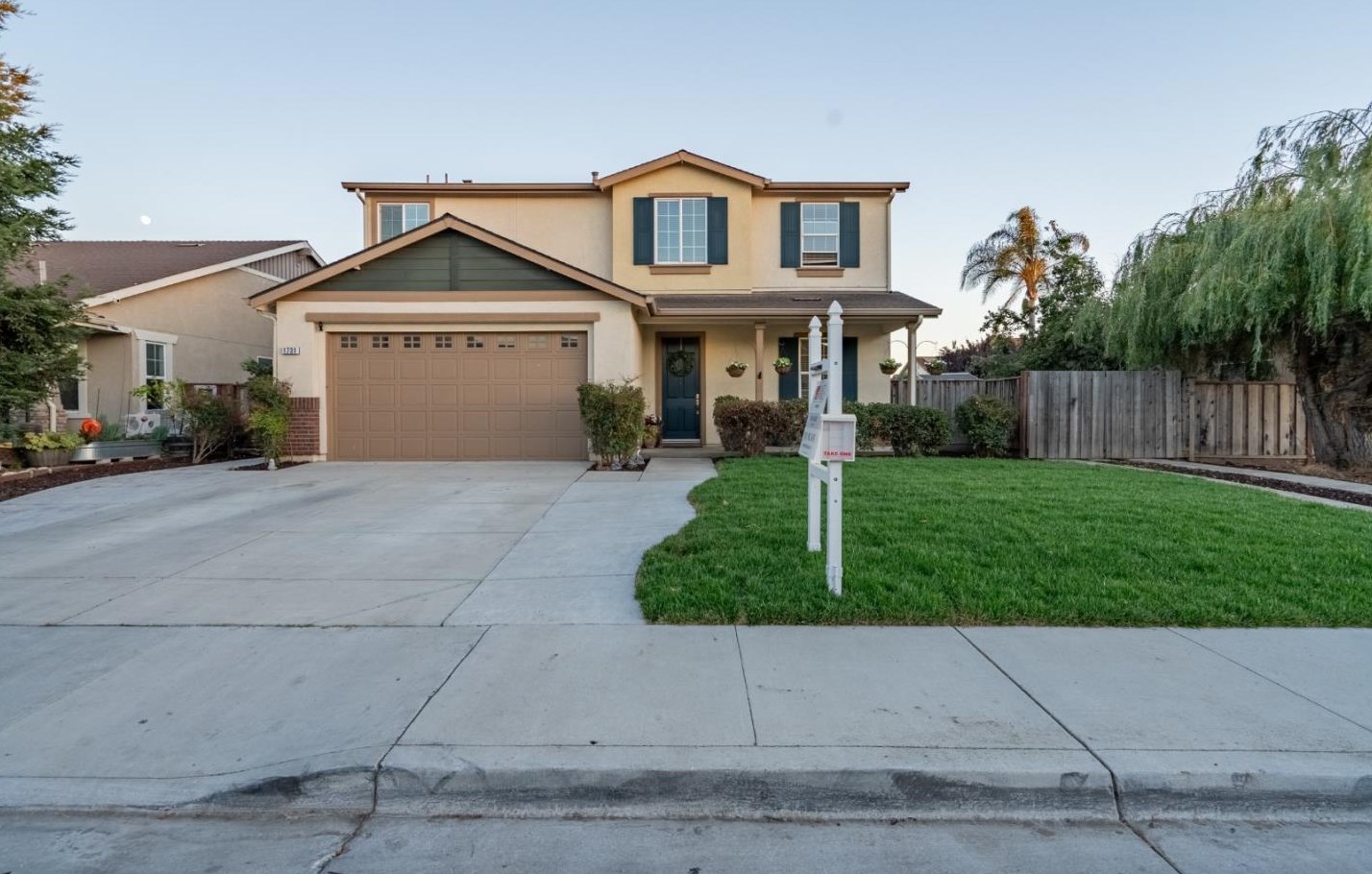 1731 Brighton Dr, Hollister CA  95023-8075 exterior