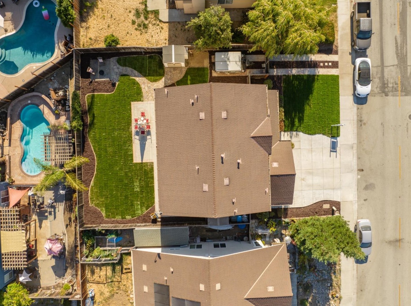1731 Brighton Dr, Hollister CA  95023-8075 exterior