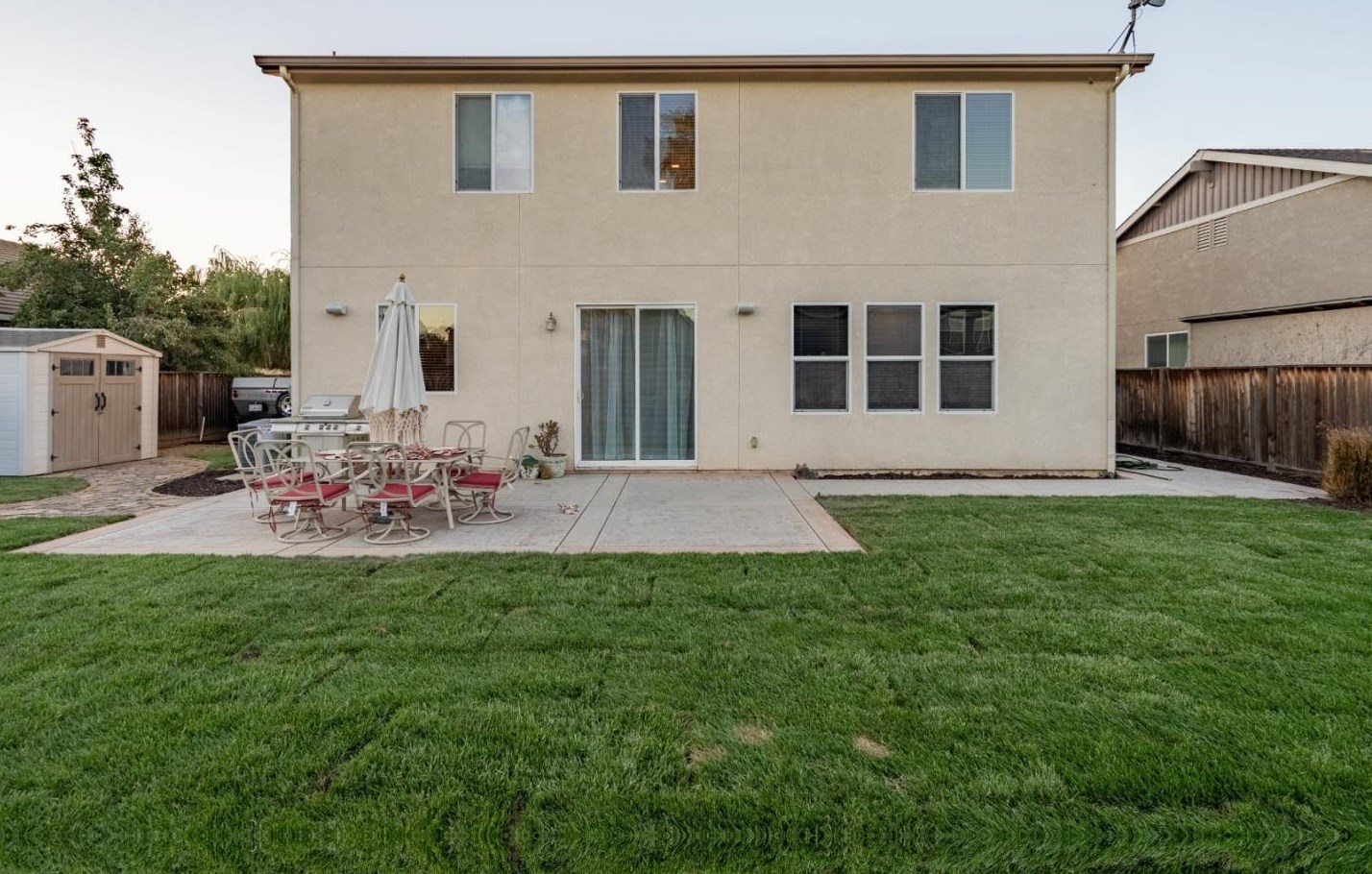 1731 Brighton Dr, Hollister CA  95023-8075 exterior