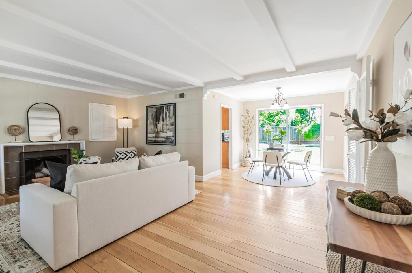 1570 Ben Roe Dr, Los Altos CA 94024-6241 exterior