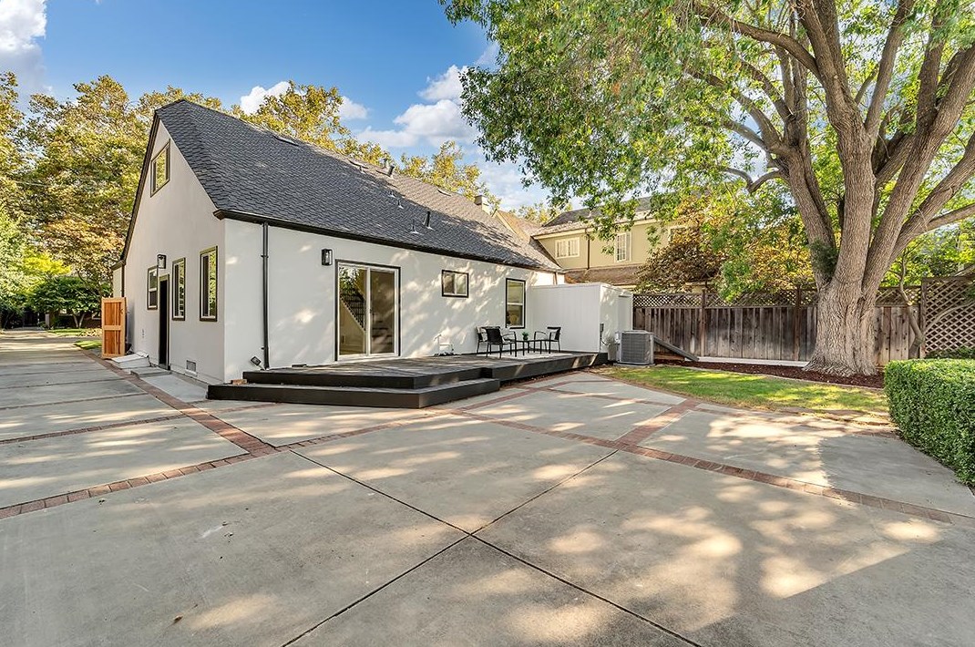 1127 Fairview Ave, San Jose CA  95125-3413 exterior
