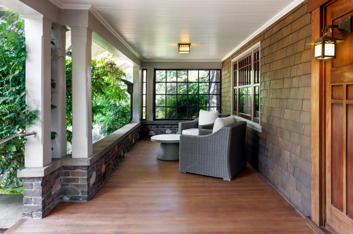 711 University Ave, Los Altos CA  94022-3932 exterior