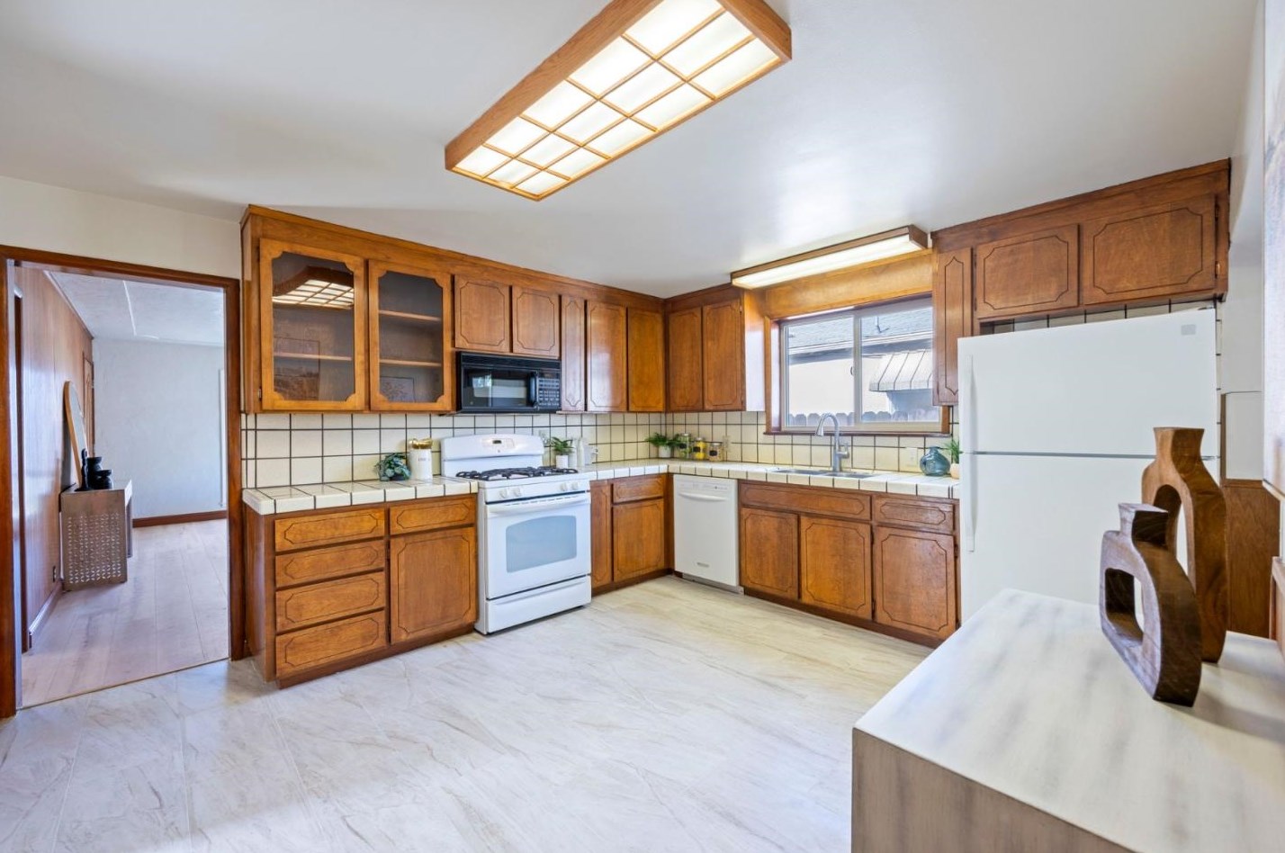 1626 San Fernando St, San Jose CA  95116-2421 exterior