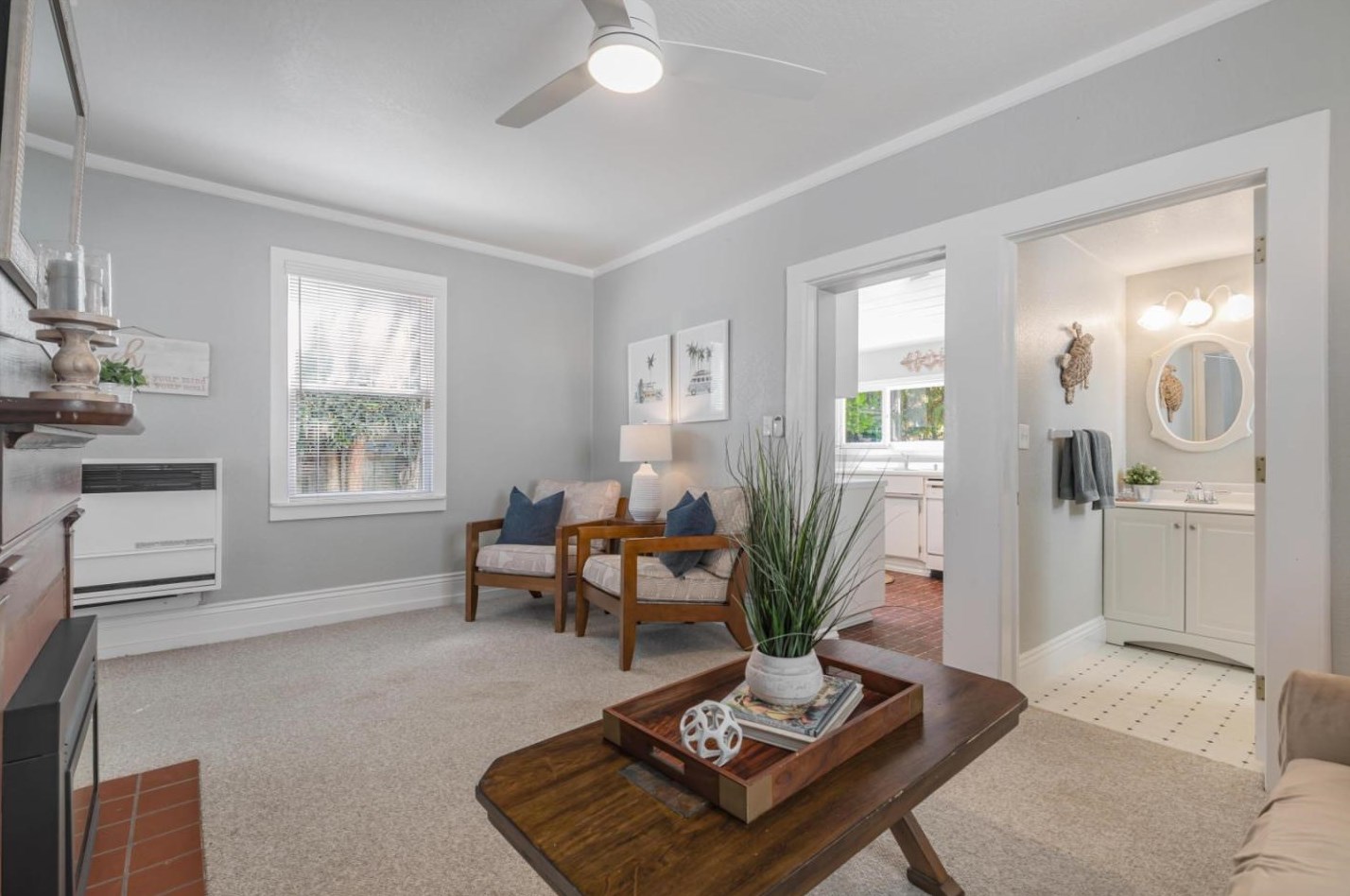 1555 Lincoln Ave, Capitola CA  95010-3852 exterior