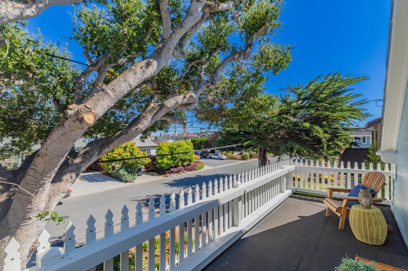 1555 Lincoln Ave, Capitola CA  95010-3852 exterior