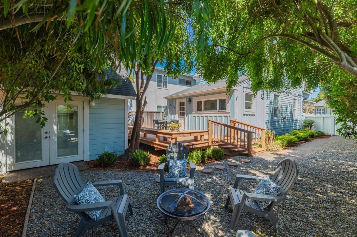 1555 Lincoln Ave, Capitola CA  95010-3852 exterior