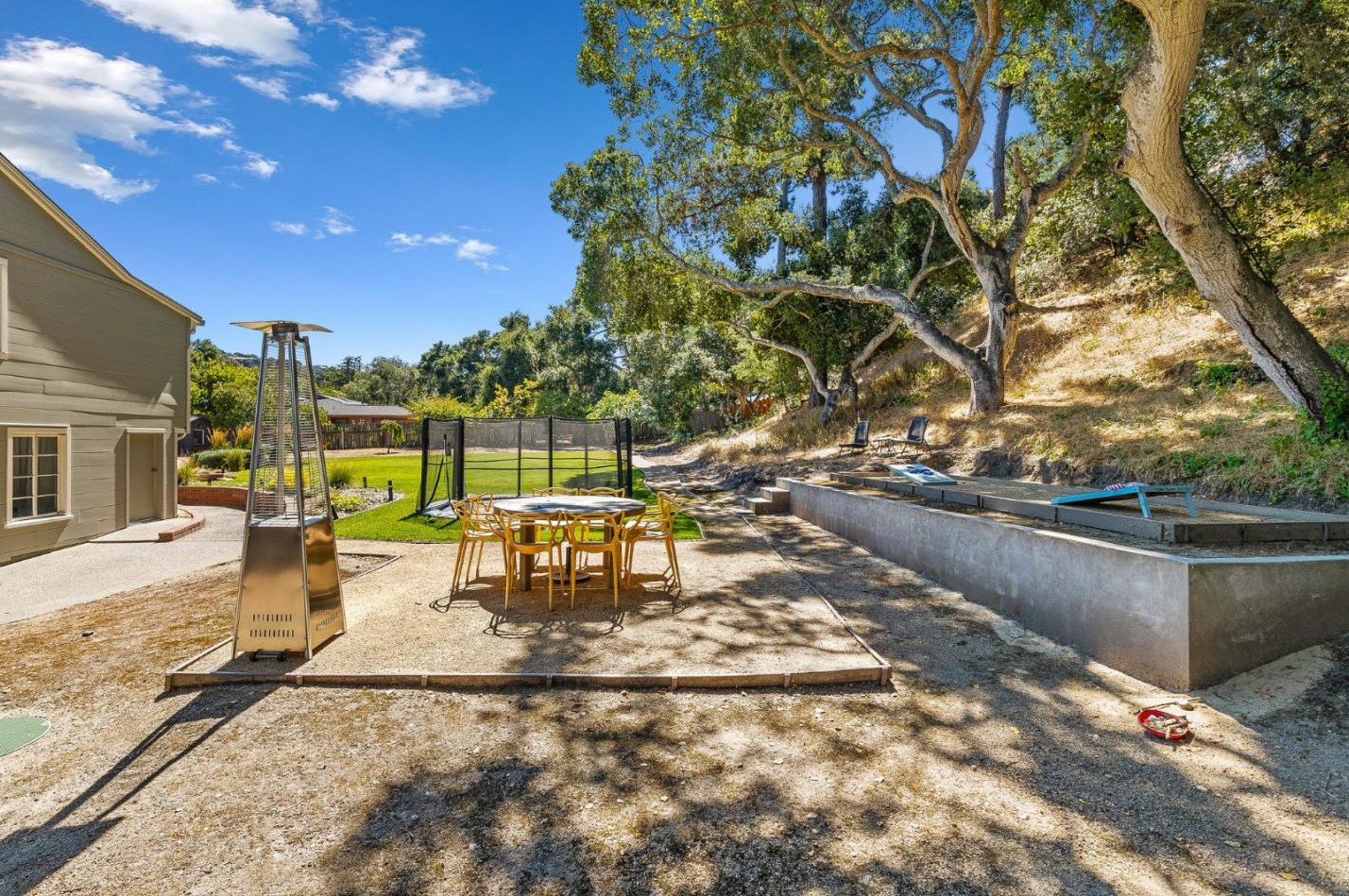 70 Paseo Hermoso, Salinas CA  93908-9167 exterior