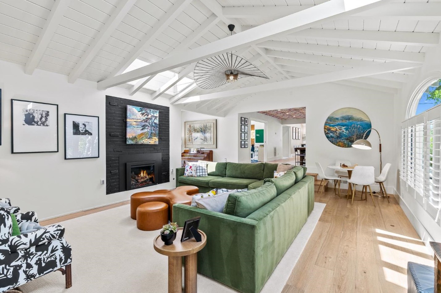 70 Paseo Hermoso, Salinas CA  93908-9167 exterior