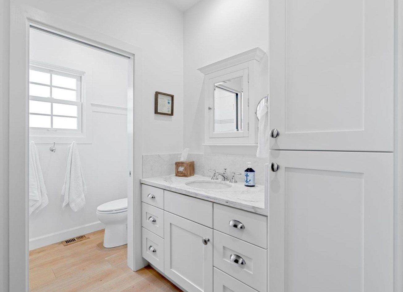 306 El Salto Dr, Capitola CA 95010-3414 exterior