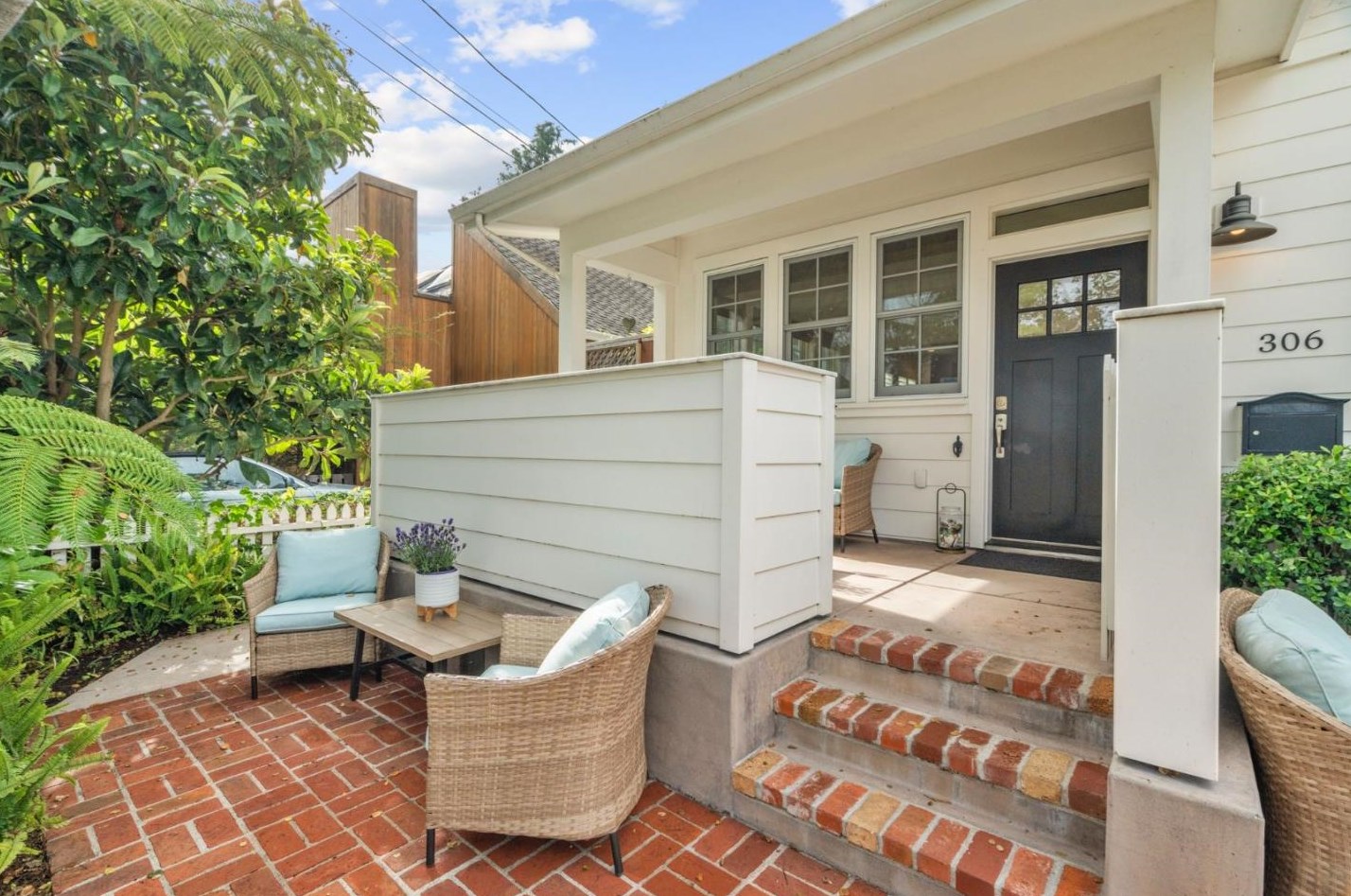 306 El Salto Dr, Capitola CA 95010-3414 exterior