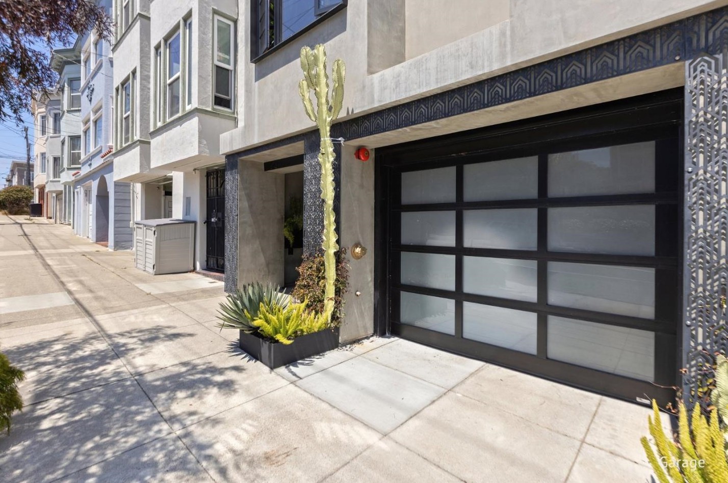 1816 Anza St, San Francisco CA  94118-3723 exterior