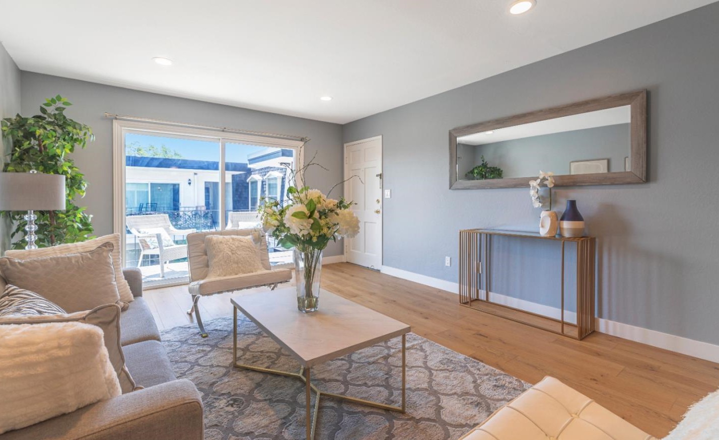 1915 Mount Vernon Ct, Mountain View CA  94040-2065 exterior