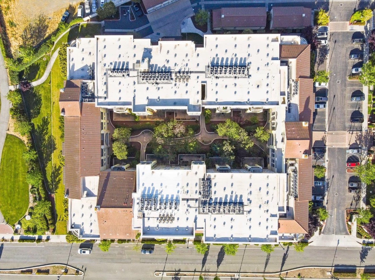 600 Abel St, Milpitas CA  95035-8689 exterior