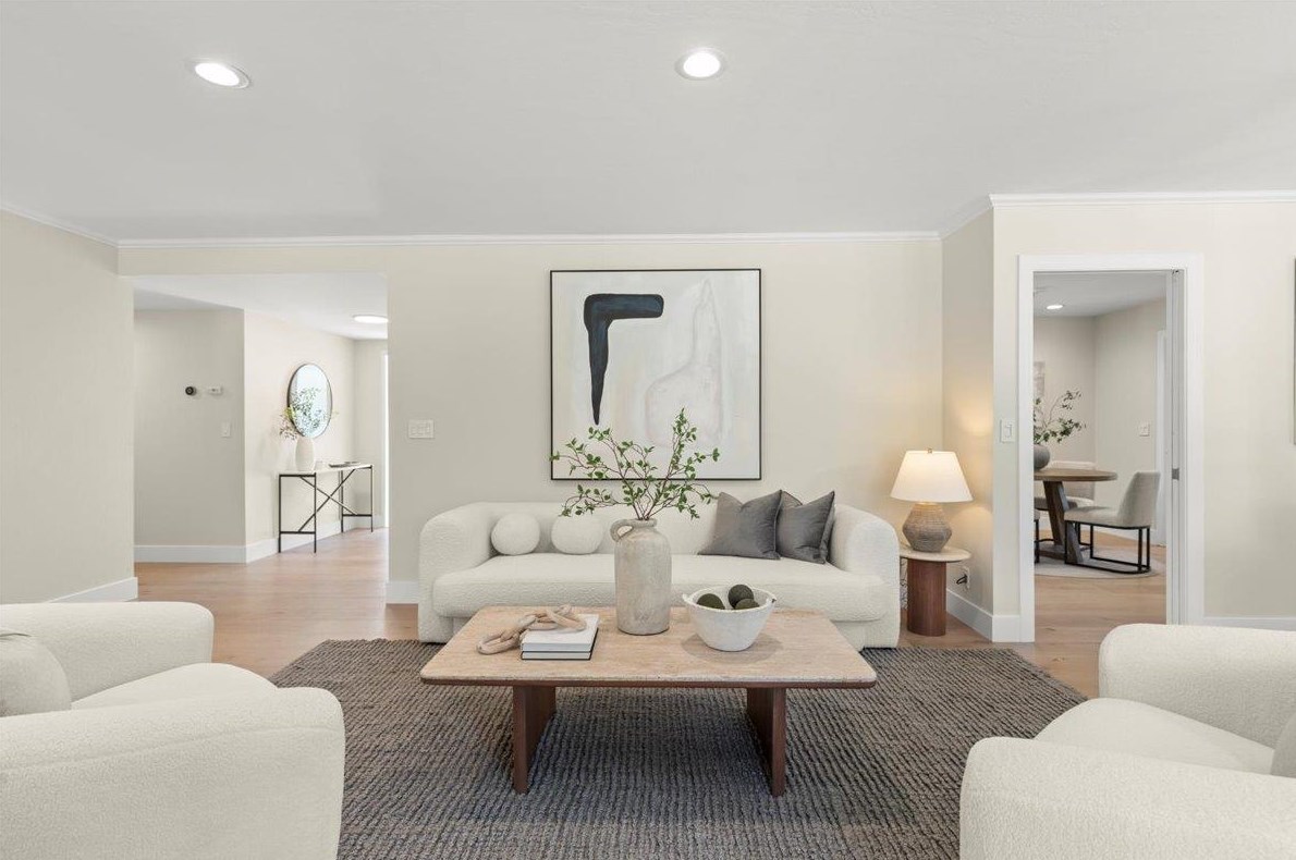 20329 Knollwood Dr, Saratoga, CA 95070