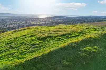 1339 Terra Vista Ct, Milpitas, CA 95035 - Photo 3