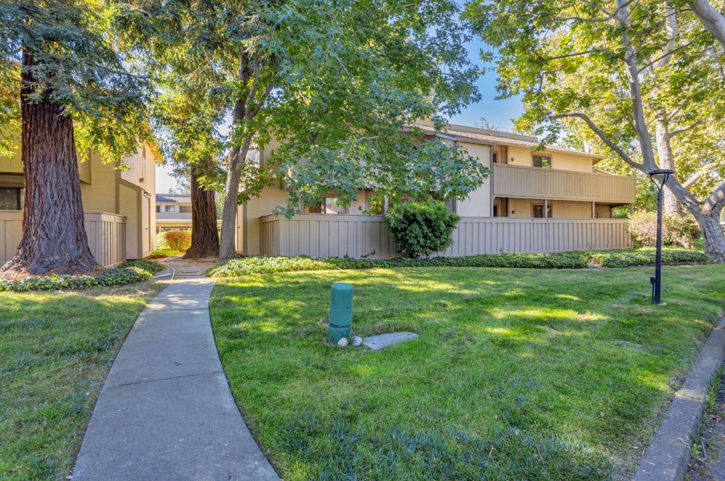 1051 Abbott Ave, Milpitas CA 95035-2941 exterior