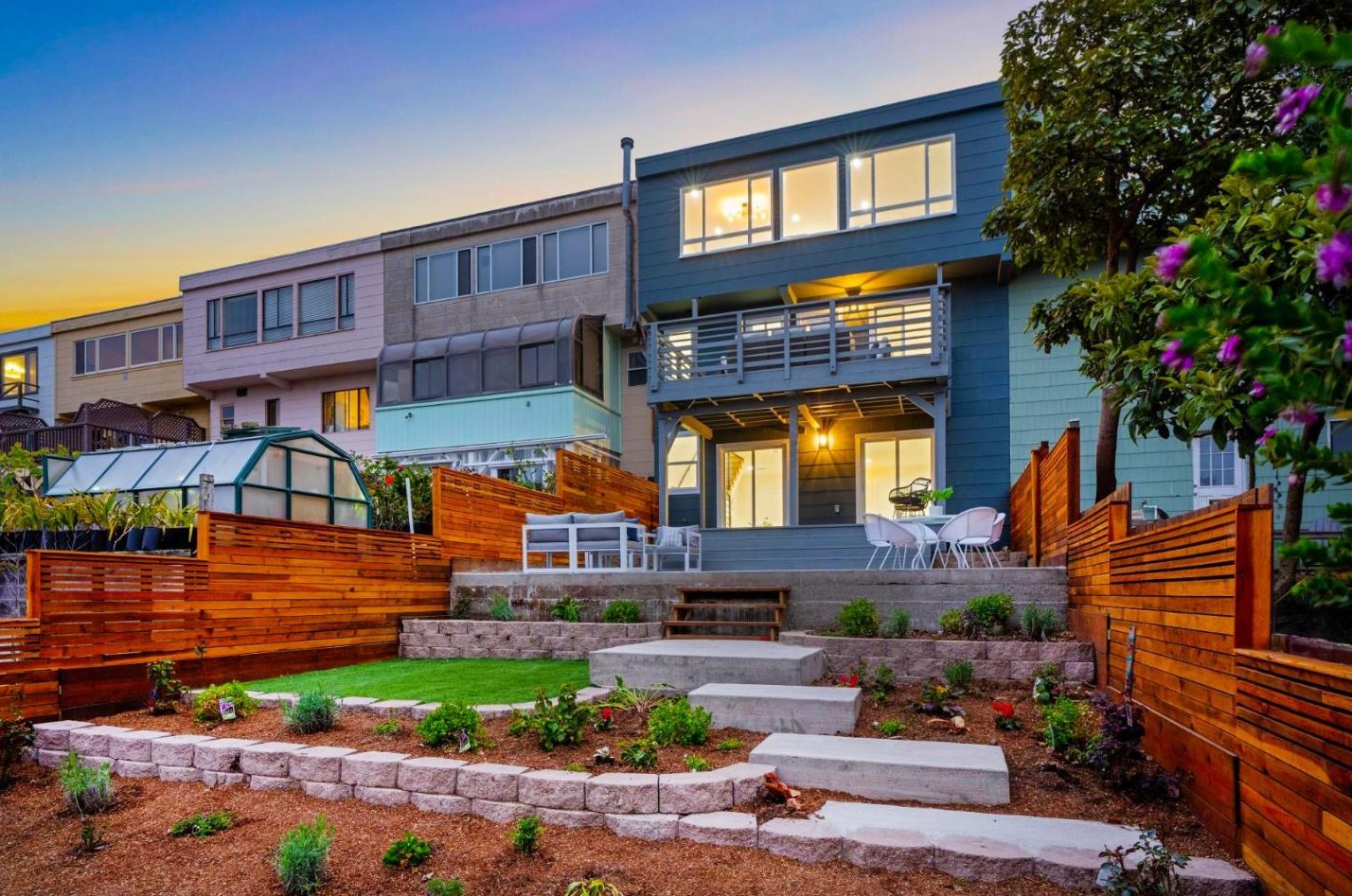 2035 35th Ave, San Francisco CA  94116-1112 exterior