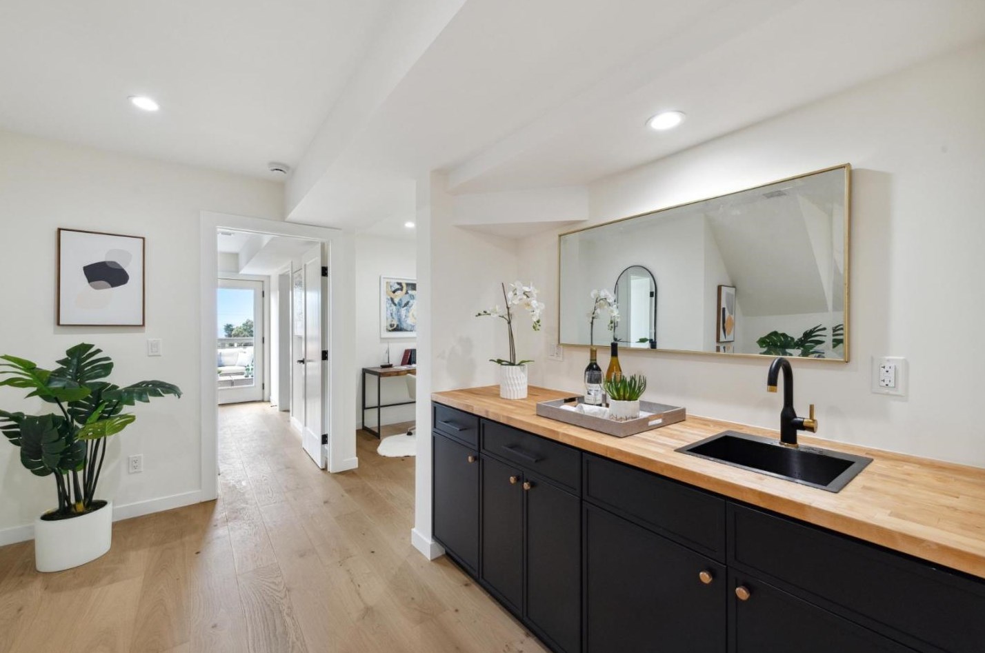 2035 35th Ave, San Francisco CA  94116-1112 exterior